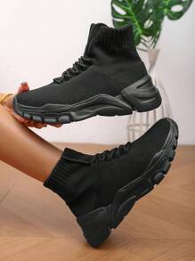 New Women Breathable Mesh Black Slip-On Casual Shoes, Soft And Comfortable, Mid-Top Sock Shoes, Fashionable And Simple, Versatile Leisure Sneakers, Soft Bottom, Lightweight And Comfortable, Walking Shoes, Travel Shoes - Black - View 4