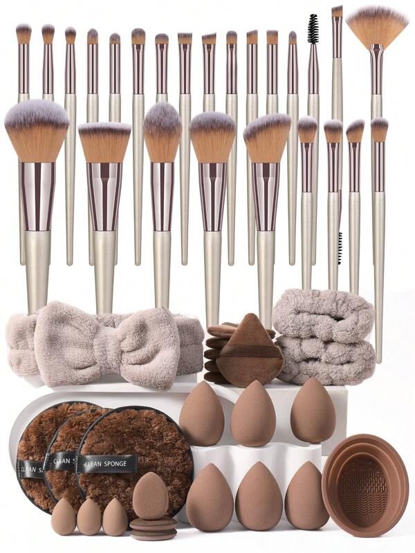 50pcs Makeup Brush Set Includes 25 Makeup Brushes (Powder Brush, Blush Brush, Highlighter Brush, Eyeshadow Brush, Eyelash Brush, Eyeliner Brush, Contour Brush), 6 Makeup Sponges, 6 Triangle Makeup Sponges, 1 Makeup Headband, 2 Wrist Bands, 3 Finger Makeup Sponges, 3 Mini Makeup Sponges, 1 Makeup Blender