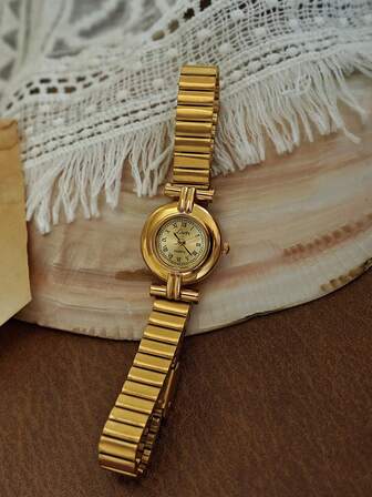 1 Piece French Retro Gold Small Dial Women's Watch Fashionable And Elegant Exquisite Small Waterproof Quartz Watch Suitable For Daily Wear, Dinner And Other Occasions To Decorate The Wrist Roman Scale Dial Women's Watch