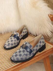 2025 Autumn Ladies' Elegant Blue Vintage Floral Pattern Flat Round Toe Loafer Shoes With Metal Buckle (Shoe Vamp Pattern Random)