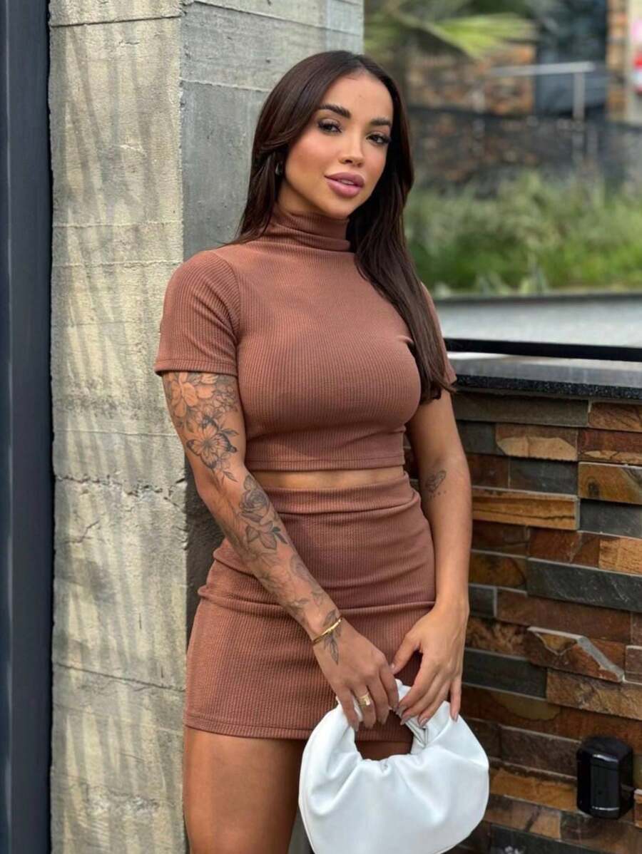 Vienna Set Short High Waist Skirt + Cropped Blouse With High Neck - Rỉ Nâu - Xem 1