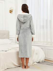 1pc Simple Print Women's Thick Flannel Loose Fit Hooded Robe, Suitable For Home Use In Autumn/Winter, Gray - Grey - View 2