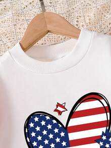 Conjunto de sudadera de forro polar con estampado de corazón y jeans de mezclilla para niños pequeños - Blanco - Ver 3