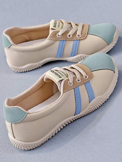 Flipark Women's Fashionable Versatile Casual Minimalistic Sneakers, Green, Suitable For Office, Outdoor, Sports, Party, Recommends Going One Size Up