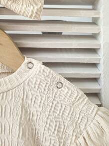 Baby Girls' Autumn Ruffled Sleeve Romper & Headband Set, Cute Knitted Birthday Gift Set, Retro Style - Beige - View 4