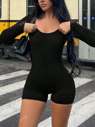 Women's Round Neck Slimming Jumpsuit, Fitted Minimalist Design, Suitable For Graduation Season And Independence Day