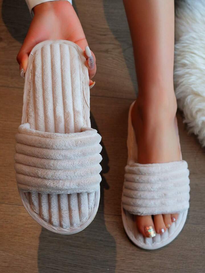 Ladies bedroom slippers uk deals