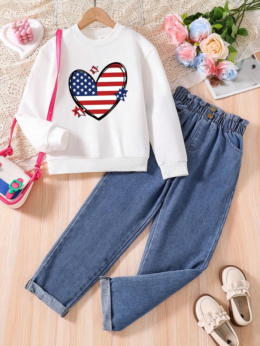 Conjunto de sudadera de forro polar con estampado de corazón y jeans de mezclilla para niños pequeños - Blanco - Ver 1