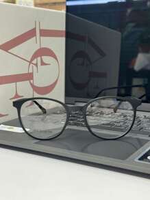 Glasses Frame 9806 Clipon 6 In 1 Round/ 5 Sun Lenses Unisex - Black - View 10