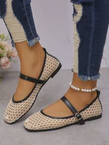 New Summer Fashion Versatile Mary Jane Beige Grid Hollow Breathable Women Flat Casual Shoes, Convenient Daily Wear, Comfortable Embroidered Ballet Flats, Random Pattern