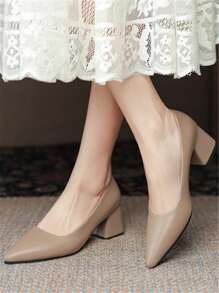新款女士高跟鞋，春秋季韩版尖头粗跟时尚鞋
