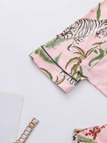 Conjunto de pijama de 2 piezas para mujer, con diseño floral y de tigre, para otoño e invierno. Incluye blusa de manga larga con solapa cómoda y pantalones holgados de cintura elástica. Conjunto casual de uso en casa o paseo, para vacaciones.