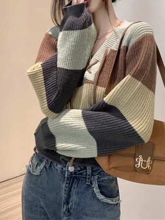 女士条纹长袖落肩短针织上衣