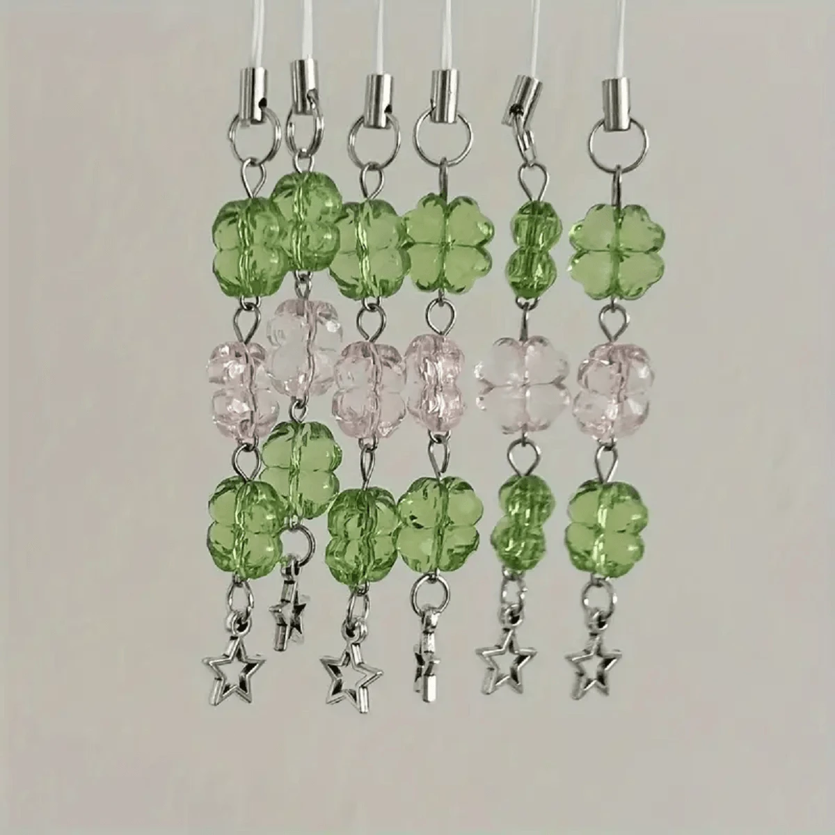 少女心形手机挂饰、四叶草和五角星钥匙扣，适合送给母亲、家人、朋友、生日、节日的礼物 - 彩色 - 查看 1