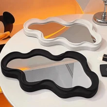 1 Peça Espelho Assimétrico de Parede, Espelho de Mesa/Parede em Formato de Nuvem para Dormitório de Estudante, Espelho Decorativo Único e Criativo, Espelho Ondulado Assimétrico 41 x 25cm Espelho Branco com Borda Assimétrica para Decoração de Banheiro, Sala de Estar, Vaidade, Salão, Quarto, Banheiro, Decoração Doméstica, Casamento, Festa, Aniversário, Acessórios, Lindo Presente no Estilo Francês Simples Espelho de Maquiagem, Espelho de Vaidade em Formato de Nuvem Criativo, Espelho de Mesa/Armário de Quarto, Espelho Decorativo de Parede de Banheiro
