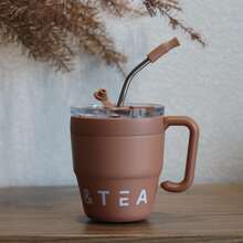1 pieza Taza de café portátil de 16oz/480ml con asa y pajita, taza de café de doble capa aislada al vacío de acero inoxidable para uso en campamentos al aire libre, hogar y oficina