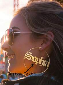 Tên tiếng Anh cổ tùy chỉnh Bông tai Hoop cho phụ nữ Đồ trang sức Gothic Được cá nhân hóa Tên chữ cái tiếng Anh tùy chỉnh Bông tai Hoop Quà tặng người bạn thân nhất Phụ kiện tai bằng thép không gỉ - vàng vàng - Xem 1