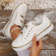 Zapatillas de lona de mujer de estilo y cómodas, de caña baja - Zapatillas informales con suela antideslizante y diseño de suela plana de punta redonda - Blanco - Ver 3