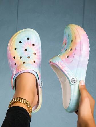 CIVHOM Women's Tie-Dye Pattern Clogs, Slip On Lightweight Two-Way Wear Garden Clogs, Non-Slip Summer Beach Slides