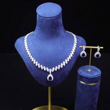 手工製作女士珠寶套裝，銀色經典水滴形和葉形鑲嵌鋯石項鍊耳環套裝，白金電鍍銅配AAA級鋯石，優雅奢華的婚禮派對服裝套裝 - 套裝 - 查看 12