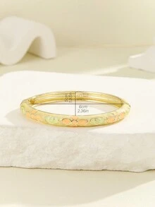 1 chiếc vòng tay mạ vàng, họa tiết hoa văn dễ thương, kiểu dáng thời trang dành cho nữ và bé gái. - Màu vàng - Xem 4