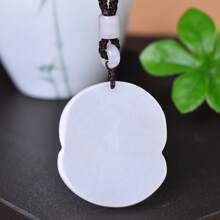 1pc Natural White Jade Avalokitesha Pendant Necklace, Hand-Carved, Guardian Peace, Fashion Good Fortune Fortune Avalokitesha Necklace, Couple Necklace, Healing Crystal,  Amulet Gift, Gift For Her, Holiday Gift, Fashion Crystal Gift. (Lanyard Gift Box) - Guanyin - View 5