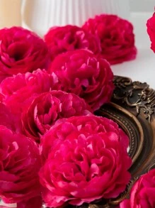 25 pièces/12 pièces/5 pièces Têtes de fleurs artificielles de pivoines roses rouges, fausses fleurs en soie, têtes de fleurs artificielles simulées de pivoines pour la décoration de mariage, de gâteau, de maison, de salon, d'Halloween, de Noël, de fête d'automne, de décor de table de récolte, de décor d'arbre/de couronne de Noël
