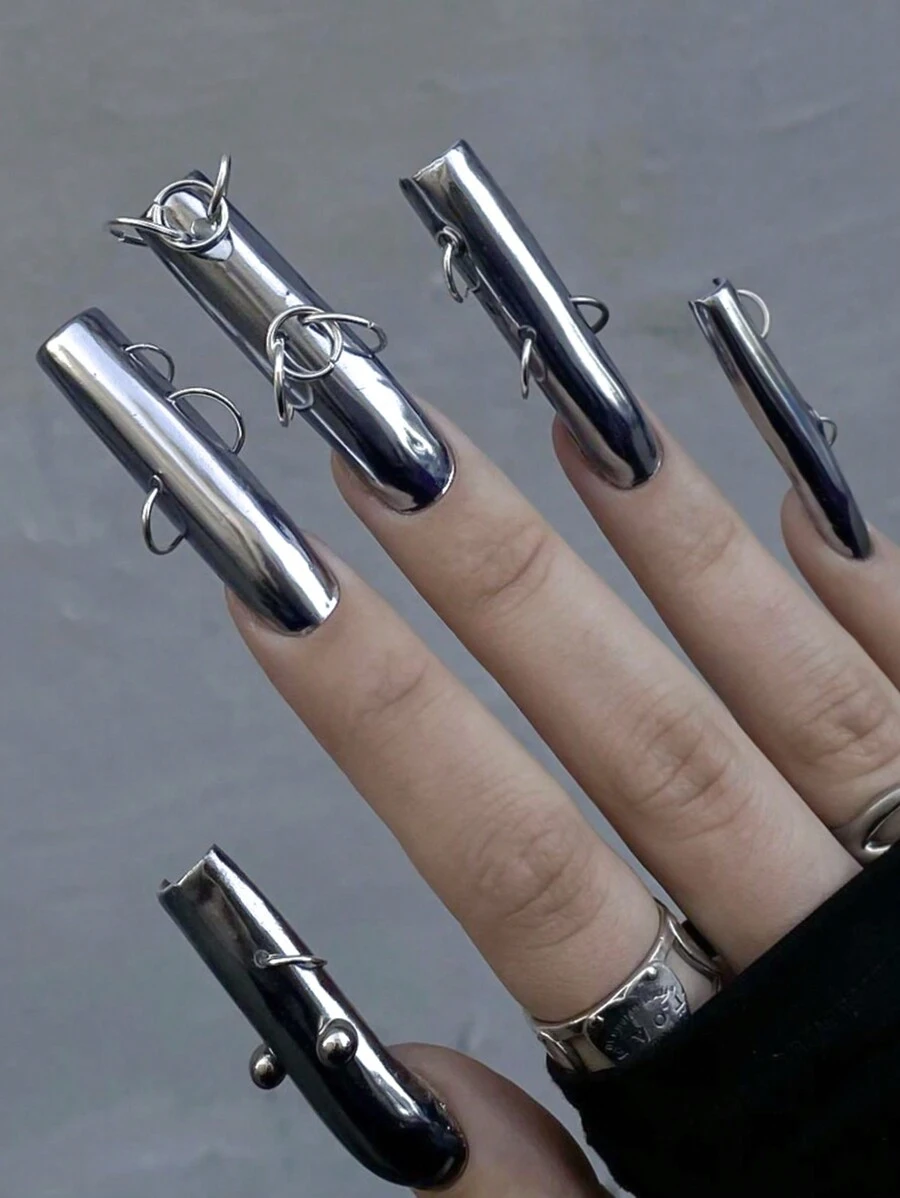 24 件长方形银色镀铬按压指甲前卫朋克风格假指甲带 3D 金属环装饰设计光泽全覆盖假指甲适合女士和女孩 - 銀色 - 查看 1