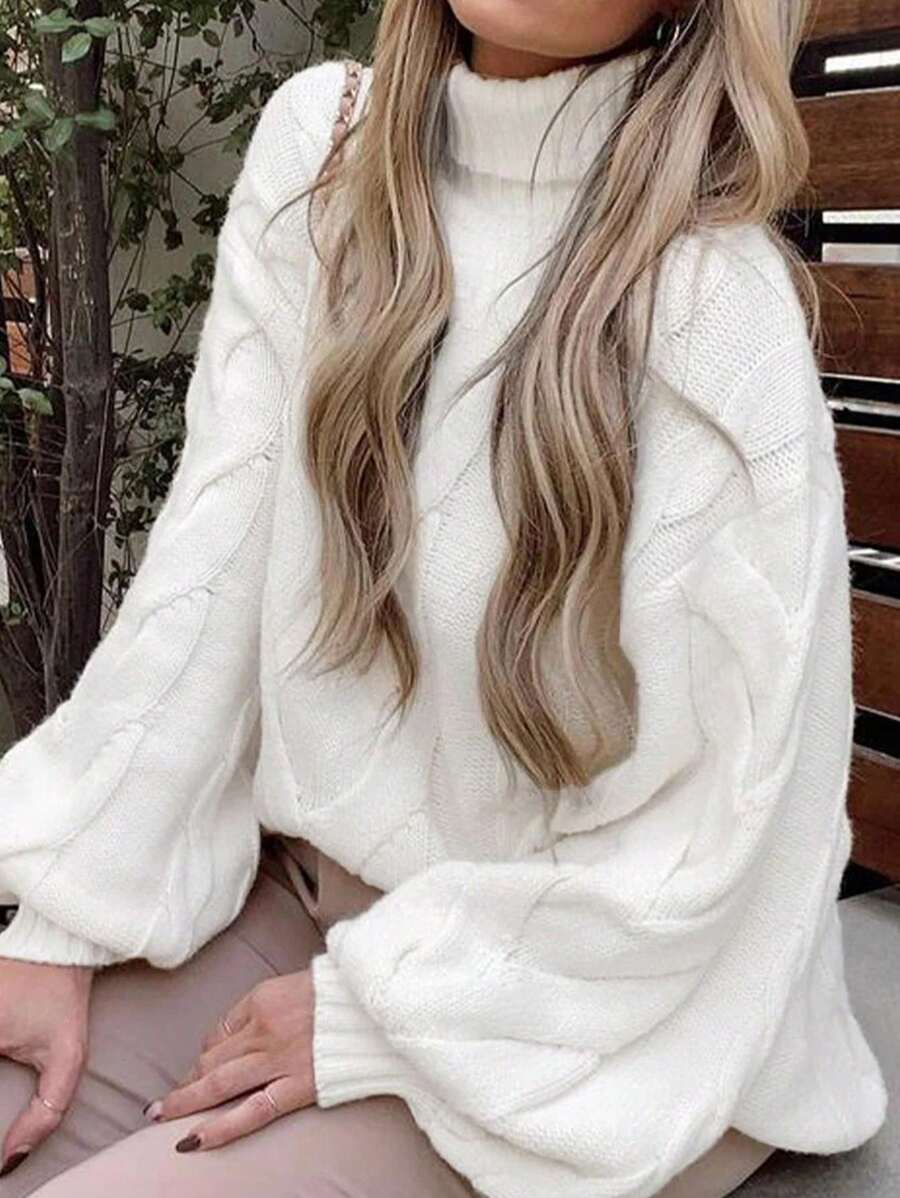 秋冬新款高领毛衣，宽松休闲白色