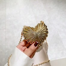 Nowa metalowa mini torebka na ramię w kształcie muszli, modna torba, modna damska torba, elegancka torebka muszlowa idealna na imprezy, wesela, kolacje i bankiety, mecze, suknie ślubne, formalne stroje, suknie balowe, stroje urodzinowe i damskie stroje imprezowe