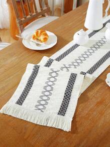 1pc Farmhouse Crochet Patchwork Table Runner, Boho Style Coarse Linen Coffee Color Geometric Pattern, Vintage Charm, Comfortable And Elegant For Coffee Table, Sideboard, Cabinet Cover, Home Decor, Suitable For Kitchen, Dining Room, Dinner Party, Wedding, Bridal Shower, Christmas, Thanksgiving - Multicolor - View 10
