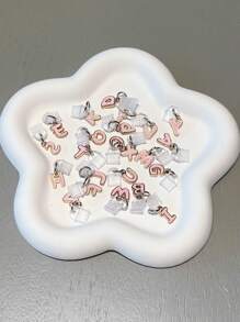 1 个电镀可爱心形防尘塞，粉色底座配金色饰边，适合字母 A-Z，适用于 C 型和闪电接口 - 彩色 - 查看 11