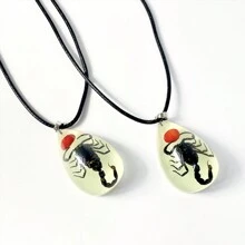 樹脂真昆蟲蜘蛛蠍子項鍊,夜光昆蟲琥珀吊墜