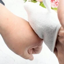 4 piezas Guantes desmaquillantes de microfibra, toallas faciales desmaquillantes, toallas de microfibra suaves, guante desmaquillante reutilizable, paño de limpieza facial de fibra superfina en color blanco