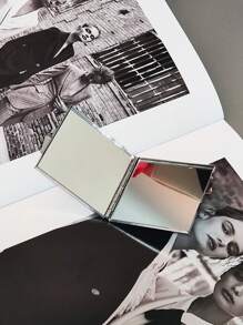 1pc Compact Folding Double-Sided Rhinestone Mirror, Stylish Makeup Mirror,Makeup,Cheap,Room Decor,Vanity,Travel,Bedroom,Makeup Accessories,Mirror,Vanity Mirror,Mini Mirror,Compact Mirror,Mirror Small,Hand Mirror,Cheap,Stocking Stuffers,Makeup,Makeup Tools,Cheap Stuff,Gifts,Gifts For Women,Christmas Gifts - Silver - View 3