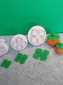 3 Thông số kỹ thuật/Gói, Khuôn bánh quy, Khuôn nướng 3D, Dụng cụ nướng trang trí thủ công nổi, Thích hợp cho Halloween Lễ Tạ ơn Giáng sinh Nhà bếp DIY - trắng - Xem 4