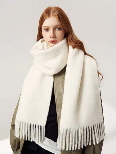 1 女士纯色马海毛围巾女秋冬新款一体式脖套韩版高级感加厚保暖披肩适合日常使用配饰女