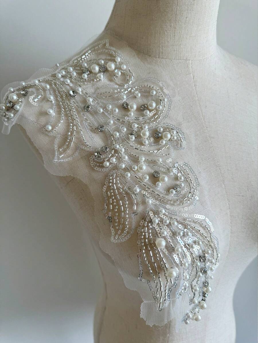 1 Pc Of Beaded Lace Lace Lace, Coffee Colored Diamond Sequins, Lace Stickers, Decorative Clothing, Dance Skirts, DIY Sewing Crafts, Home Decoration Accessories - White - View 1