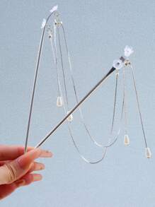 仿珍珠和花朵装饰发夹优雅情人节