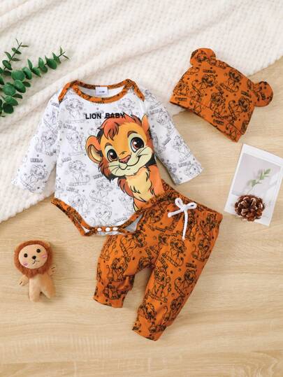 Zestaw 3 szt. dla chłopca "Brave Lion Baby": bluzka z długim rękawem, spodnie z nadrukiem lwa i czapka z kapturem