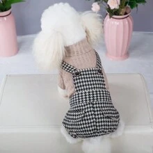 Vêtements pour animaux de compagnie, nouvelle tenue assortie salopette (combinaison avec robe à bretelles et pantalon), pied-de-poule classique, petit bouton en bois, convient aux petits chiens
