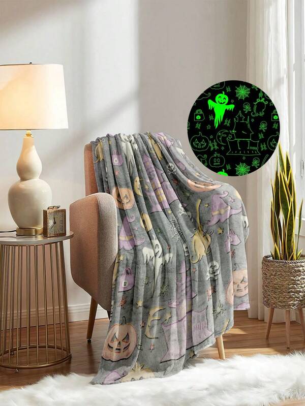 1pc Halloween Flannel Glow-In-The-Dark Blanket, Soft & Warm Flannel Halloween Multipurpose Blanket For Air Conditioning, Sofa, Bedroom, Outdoor Travel