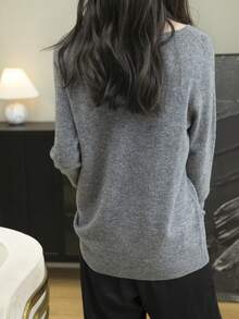 女士毛衣 一字无缝毛衣 女士 V 领毛衣 秋冬长袖柔软针织套头衫 - 灰色 - 查看 9