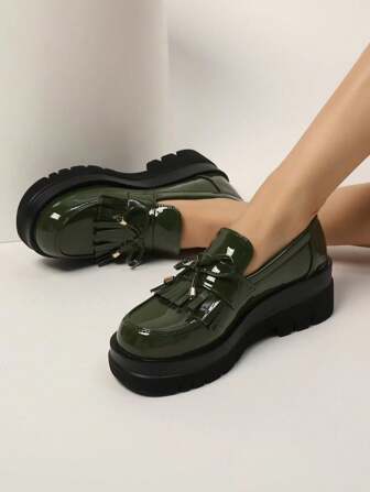 2024 New Spring/Autumn Women Thick Sole Loafers, Butterfly Flower Decor Slip-On Chunky High Heel Square Toe Leather Pumps, Commuting & Work Glossy Leather Wedge Shoes, Green