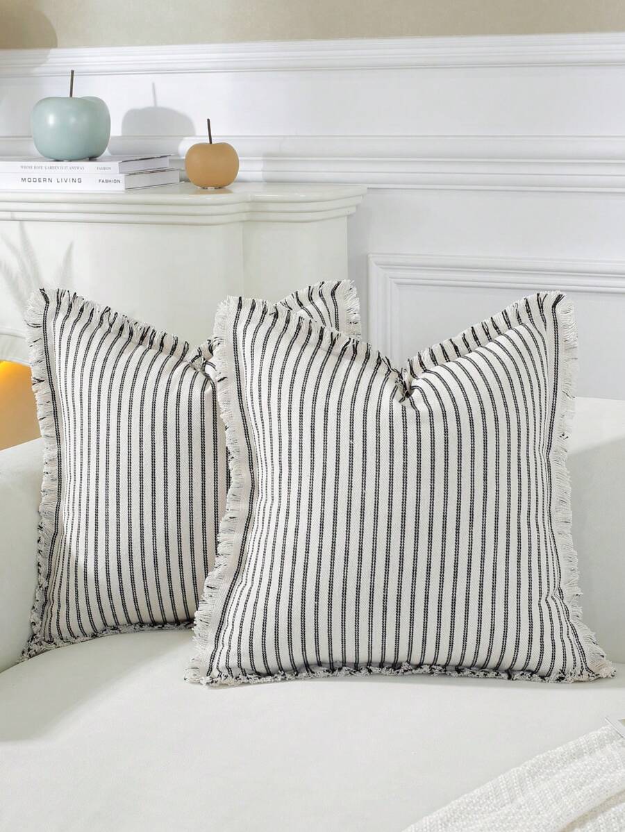 1pc Farmhouse Style Tasseled Decorative Throw Pillow Cover, Home Decor - Black and White - View 1