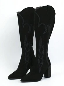 Botas de tacón medio alto negra con bordados de estilo occidental, combinan con el cárdigan para mujer