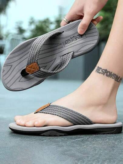 加大码男士人字拖，休闲沙滩凉鞋，夏季防滑拖鞋