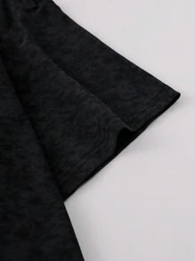 DIFFLAND Men's Street T-Shirt - Halloween Snowflake Skull Pattern And Street Font - Black - View 4