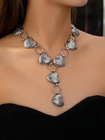 1 pezzo Collana con ciondolo a forma di cuore intagliato in stile retrò minimalista, adatta per uso quotidiano