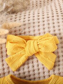 Autumn/Winter Baby Girls Cute Ruffle Yellow Solid Color Bodysuit & Socks Set - Yellow - View 3